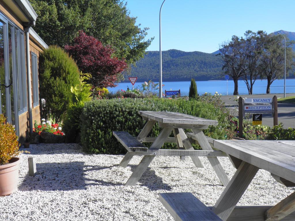 Lakefront Lodge Te Anau Luaran gambar