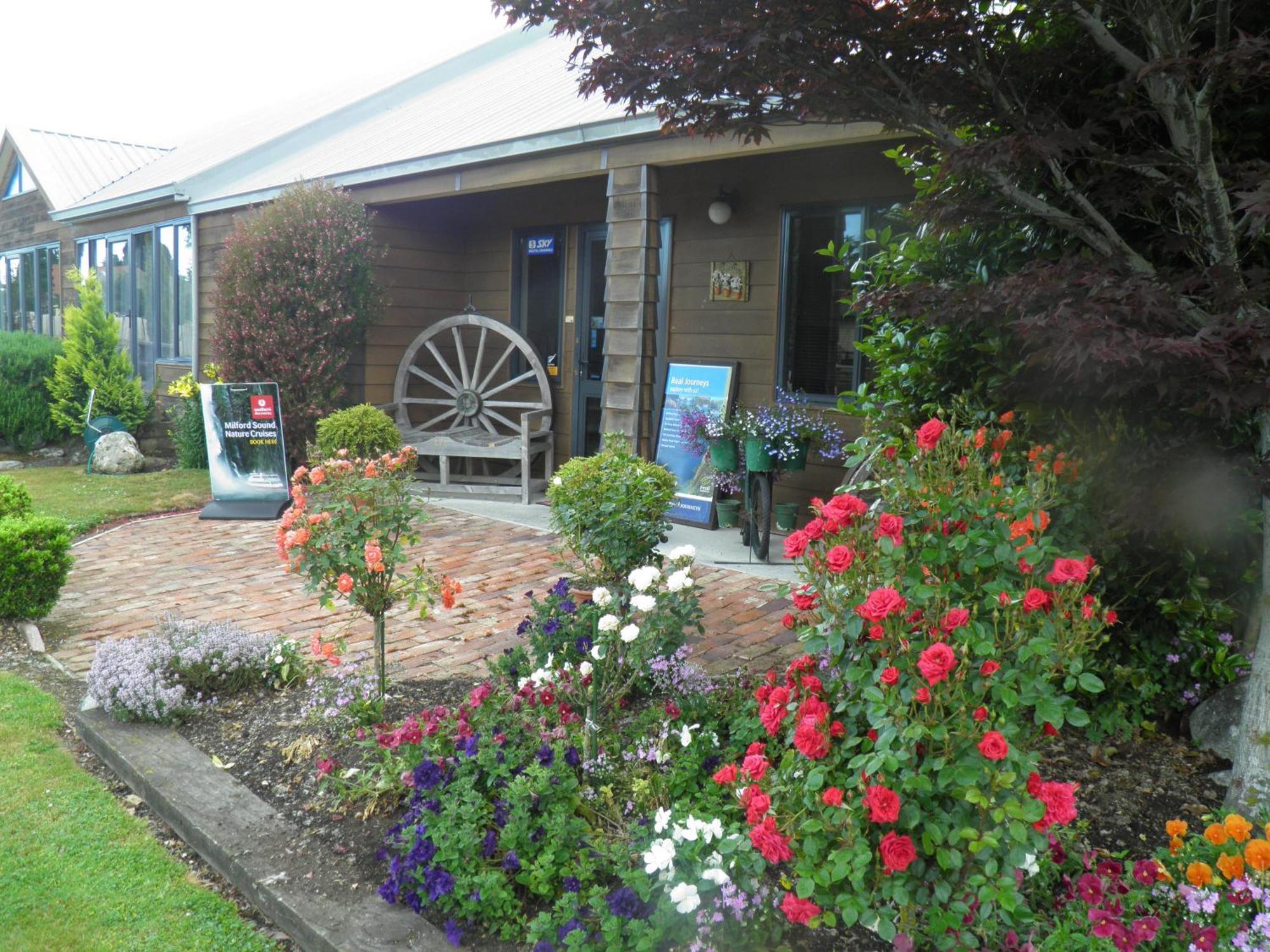 Lakefront Lodge Te Anau Luaran gambar