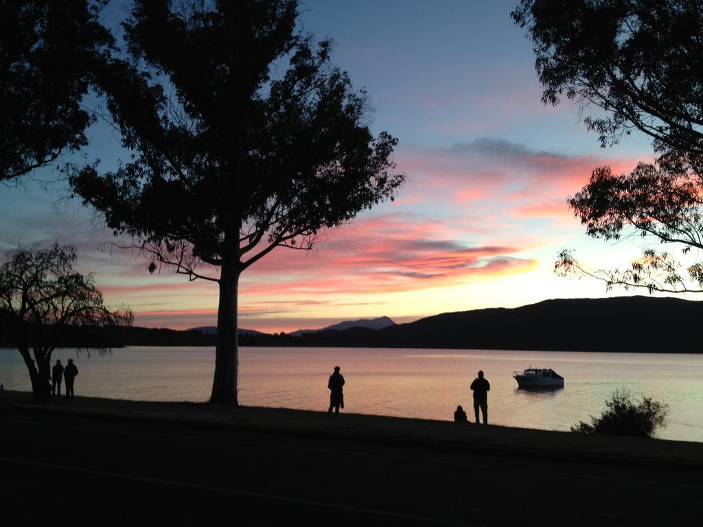 Lakefront Lodge Te Anau Luaran gambar